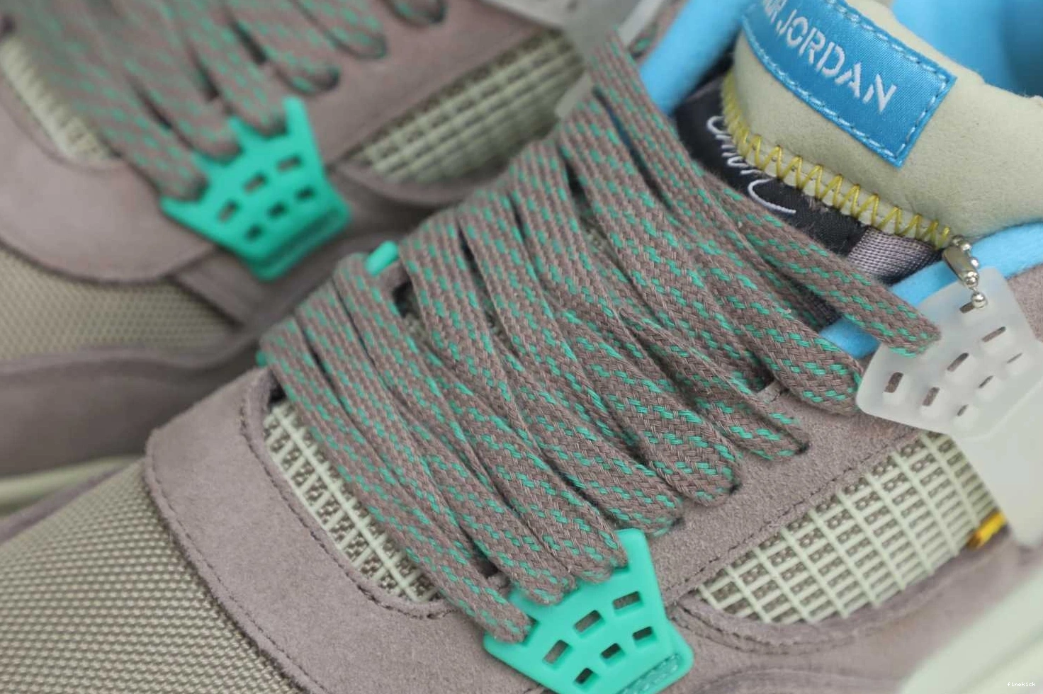 UNION RETRO 4 X 'TAUPE JORDAN HAZE' AIR LA 1210